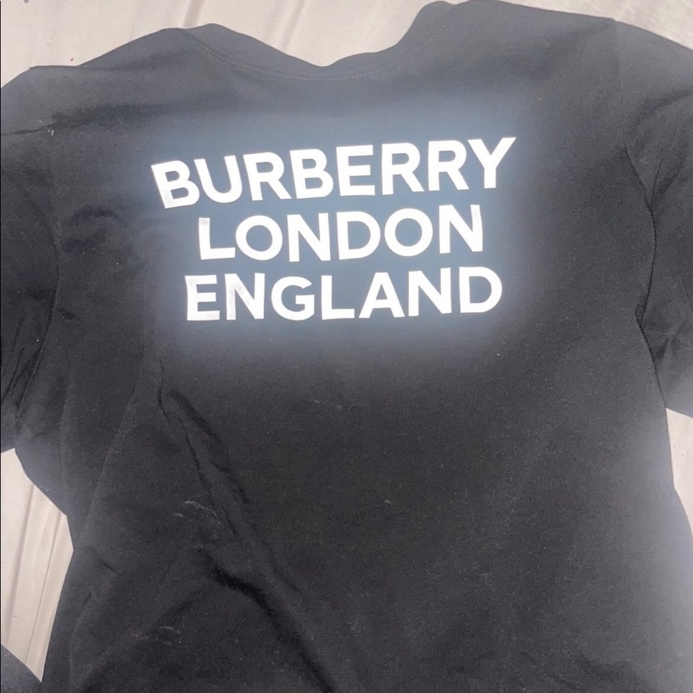 Black and white Burberry shit small men